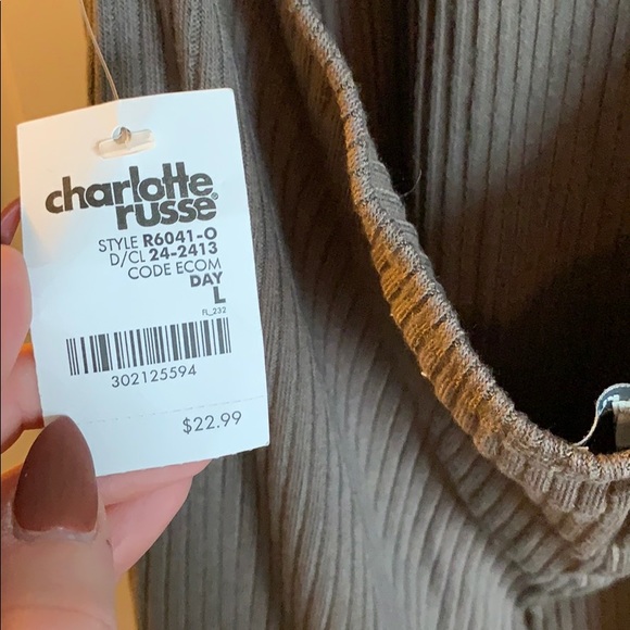 Backless Knit Dress - Picture 3 of 4